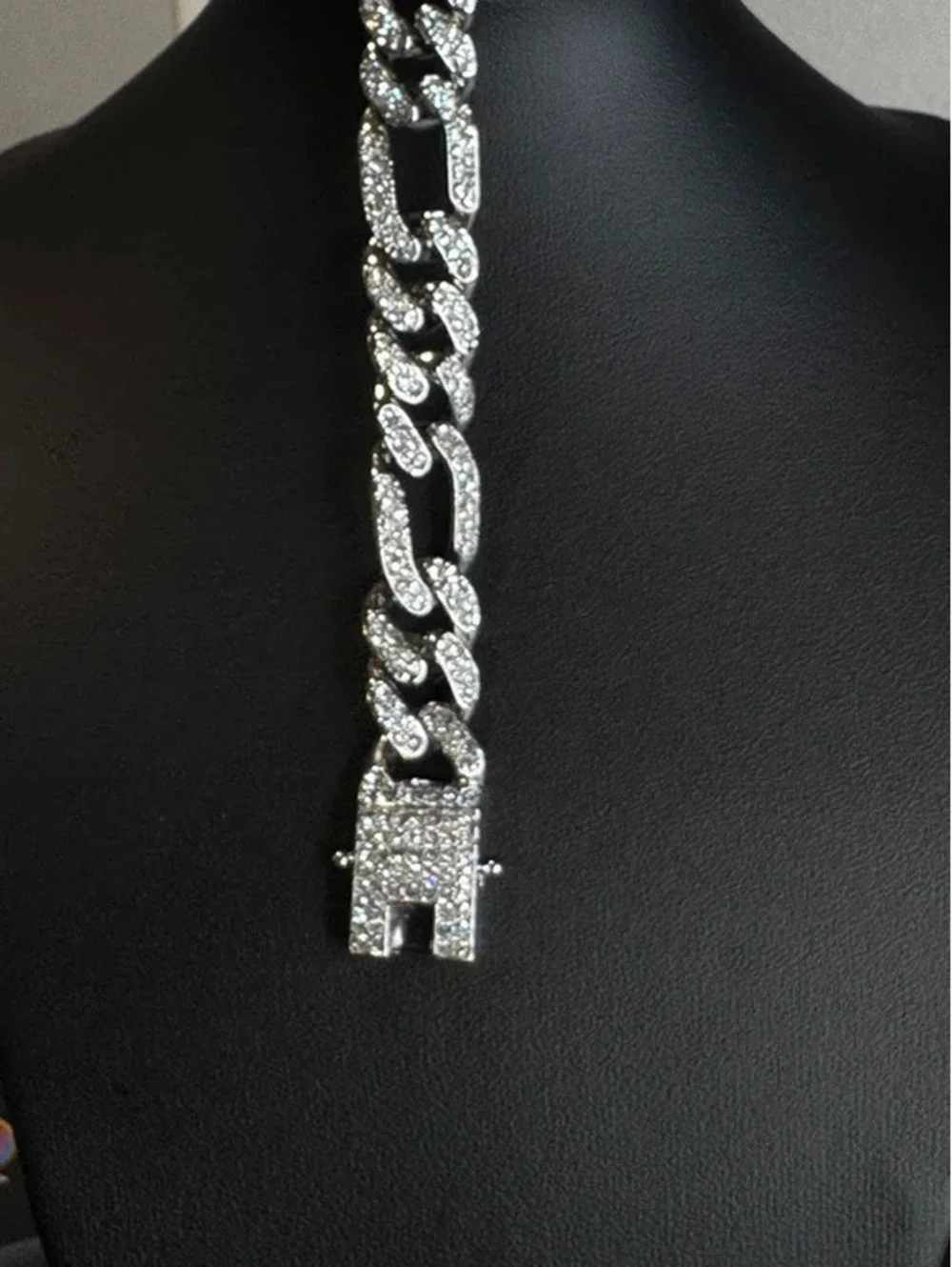 AJ 8 inch high quality bling Cuban bracelet
